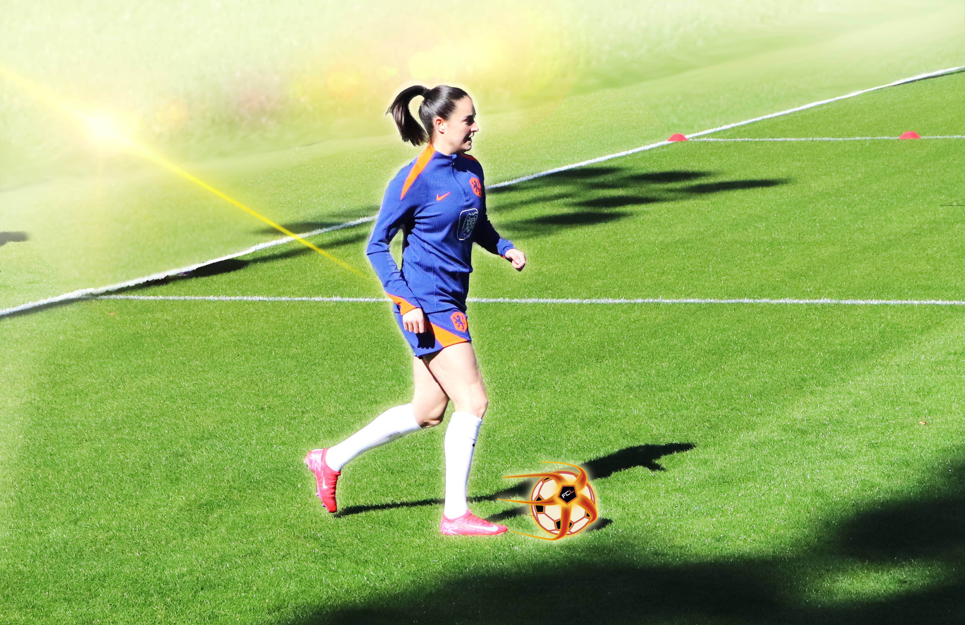 Officieel! Caitlin Dijkstra tekent bij Londense Club!