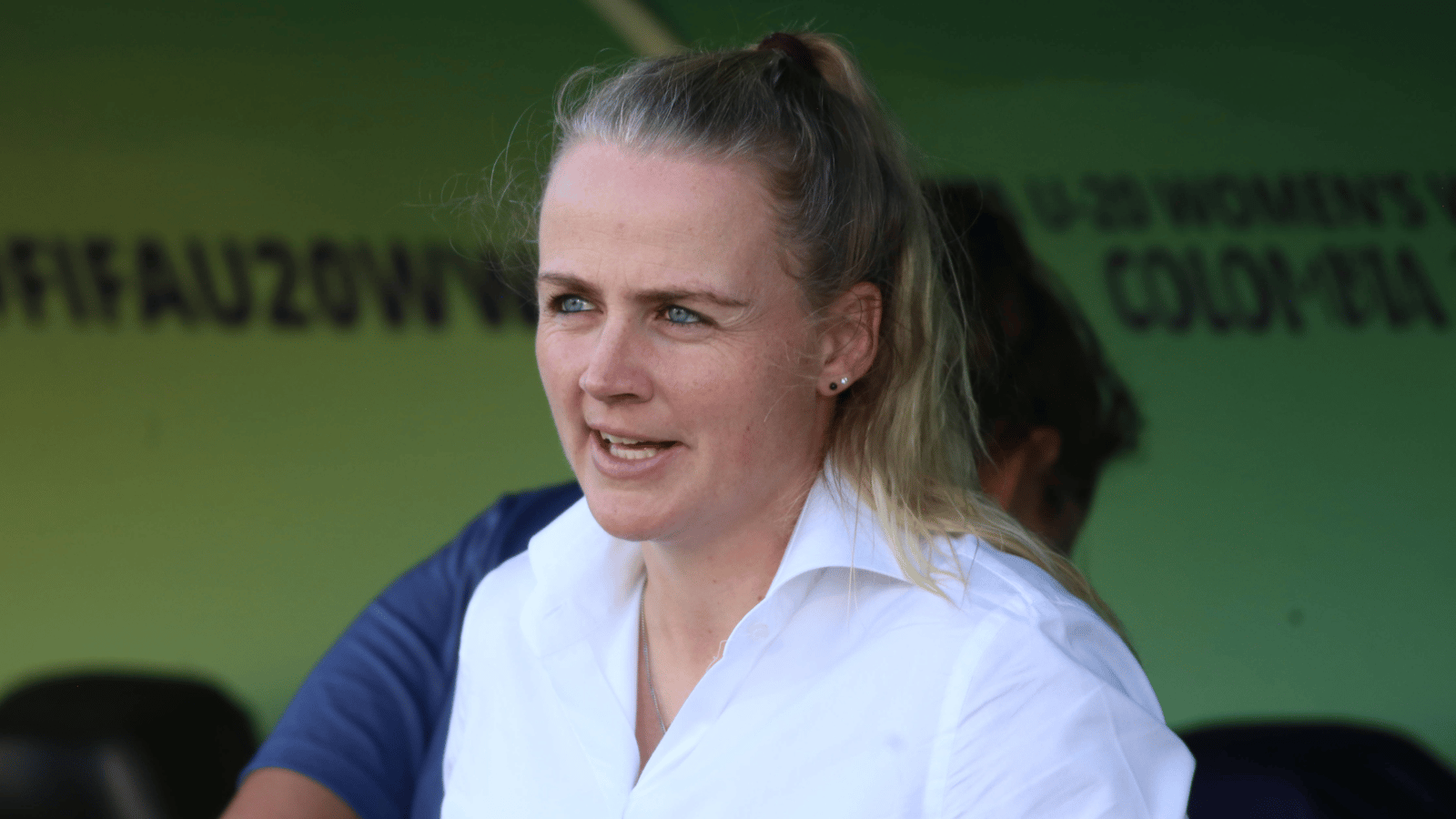 Roos Kwakkenbos Bewierrookt na Historische Stunt in Mannen-Eredivisie!