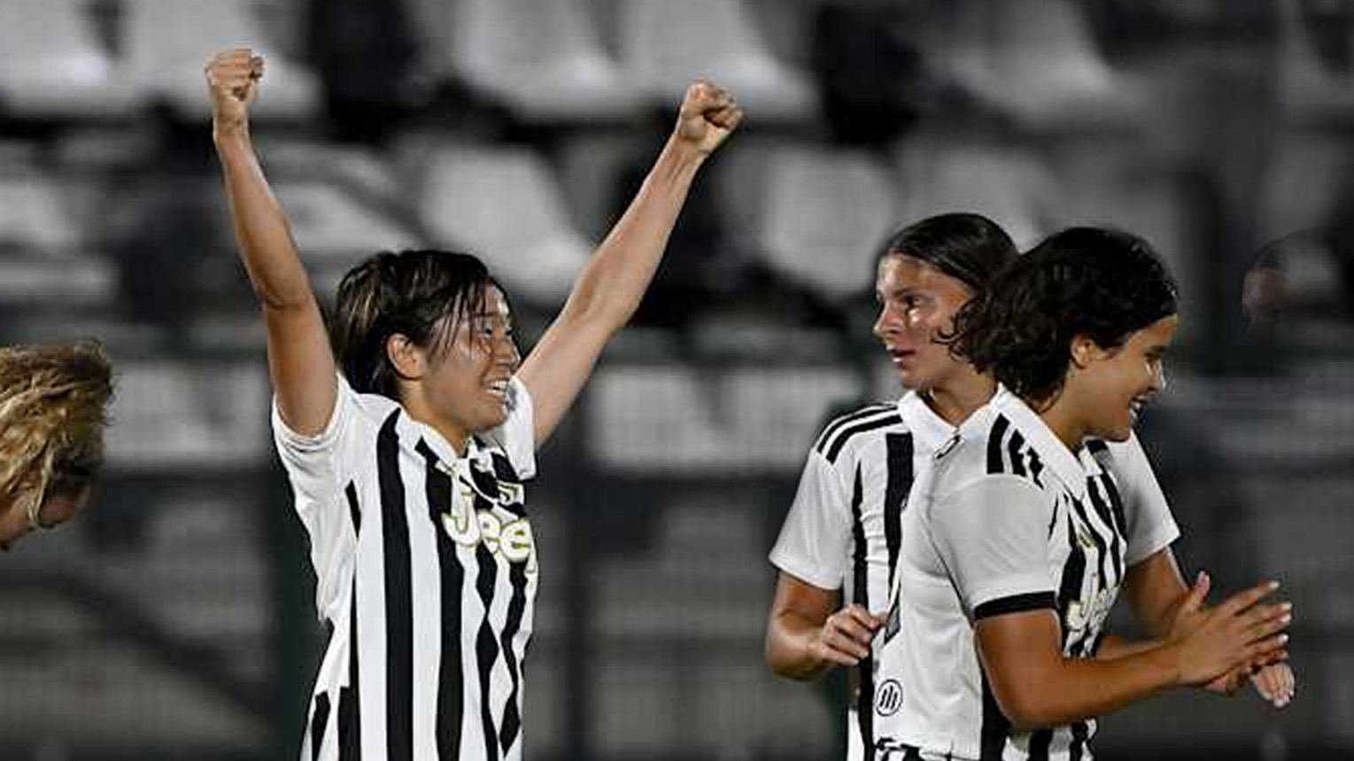 Danique Noordman maakt debuut voor Juventus en wint Champions League Kraker!