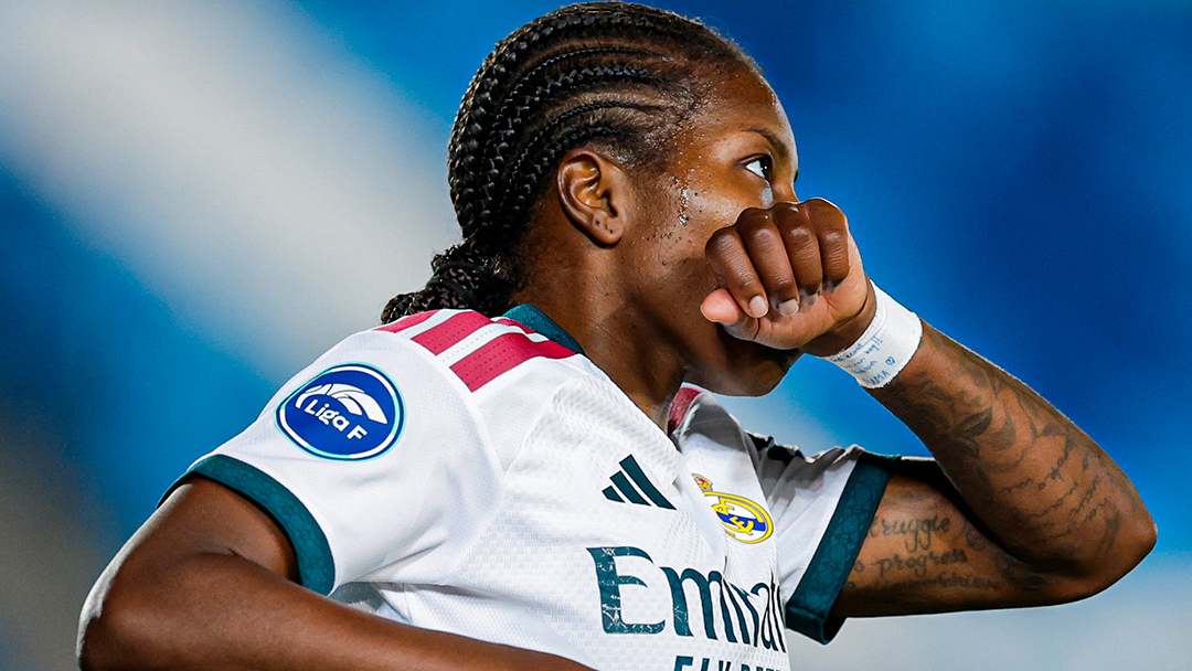 Lineth Beerensteyn scoort voor chaotisch Real Madrid