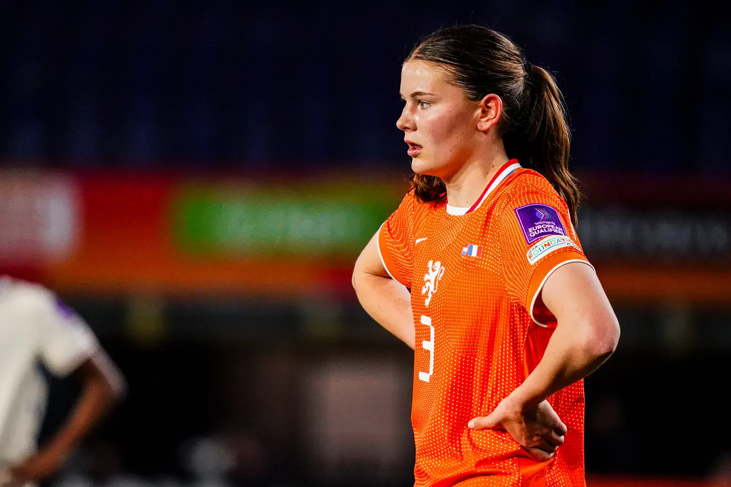 Arjan Veurink is zuinig op Renee van Asten en Jackie Groenen na blessure.