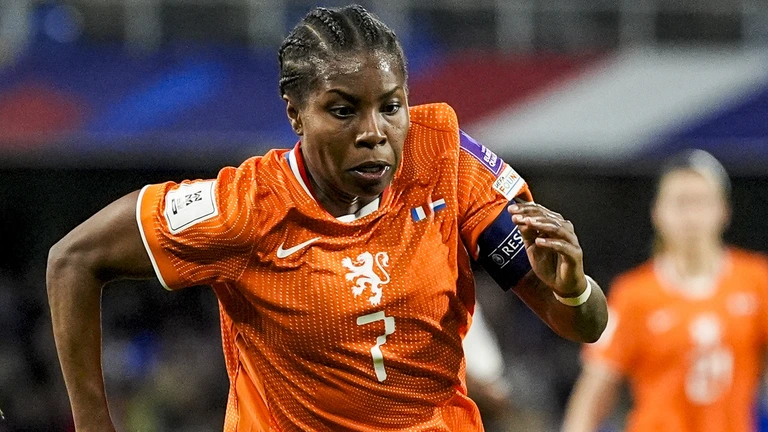 Beerensteyn en Pelova met hattrick tegen Hongarije voor OranjeLeeuwinnen!